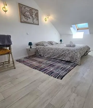 L'ours #terrasse#vulcania * Saint-Ours (Puy-de-Dome)