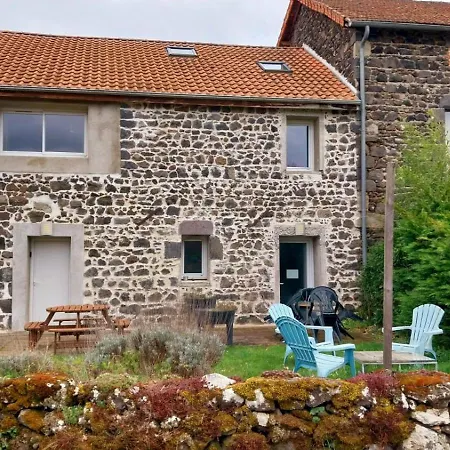 L'ours #terrasse#vulcania Saint-Ours (Puy-de-Dome)